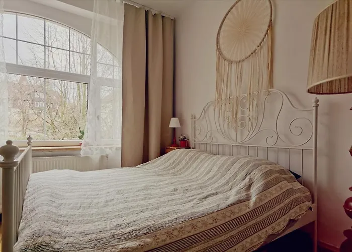 Marcowka M4 - Duzy W Historycznej Willi Z Ogrodem * 斯克拉斯卡波伦巴